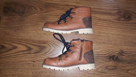 Šikovné topánočky, lupilu,29