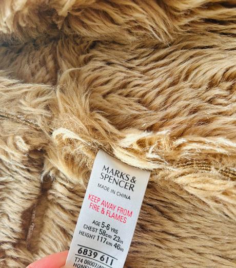 Skvelá kožušinková vesta značky marks & spencer, marks & spencer,116