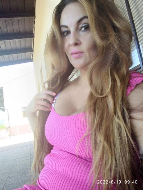 Krasny suknovy komplet, 