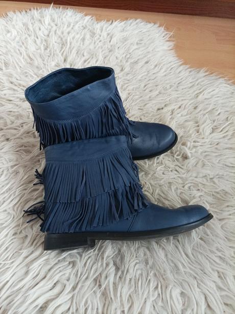 Kotníkové čižmičky už aj s poštou, 39