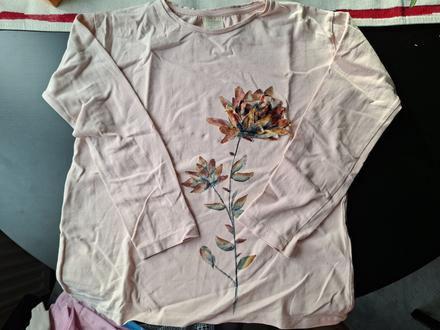 Predám dievčenské tričko veľ. 152 cm, 152