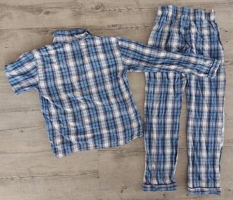 Karované chlapčenské pyžamo, 158