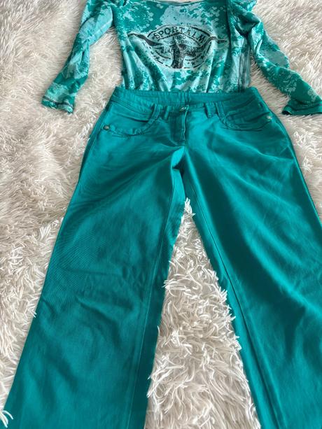 Dámsky, dievčenský komplet zn. sportalm, s