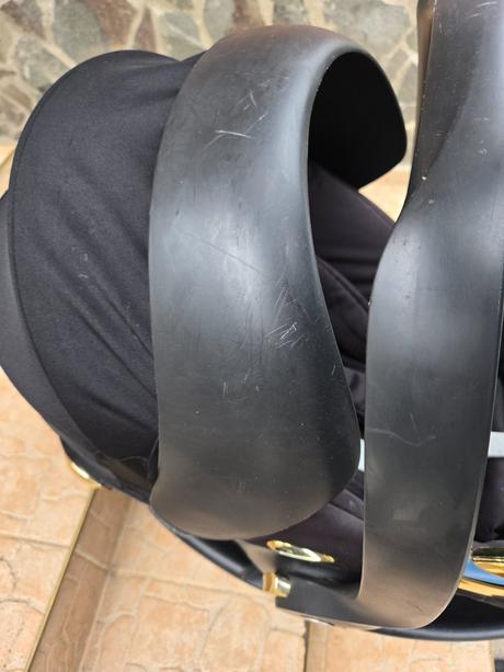 Vajicko so zakladnou, cybex