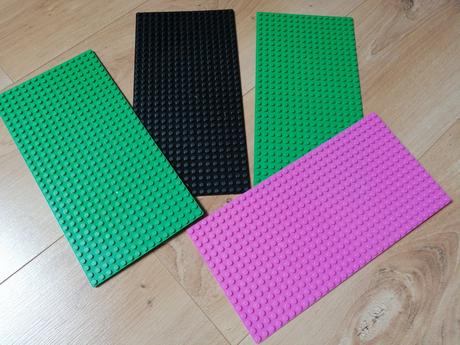 Základný stavebný blok 25x25cm,