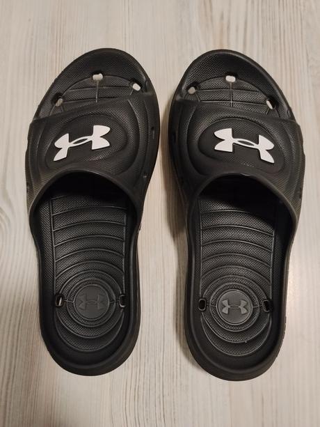 Letné šľapky, under armour,40
