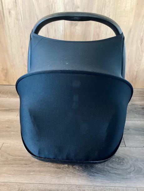 Vajicko maxi cosi cabrio fix s isofixom easyfix, maxi cosi