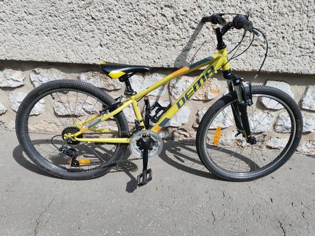 Bicykel, dema,24