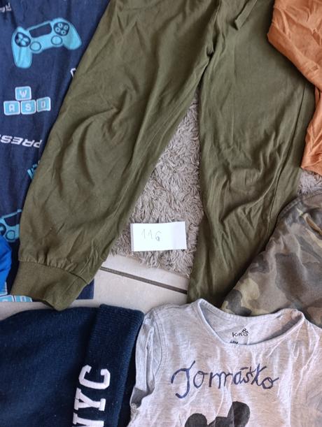 Balík detského oblečenia, 104–116