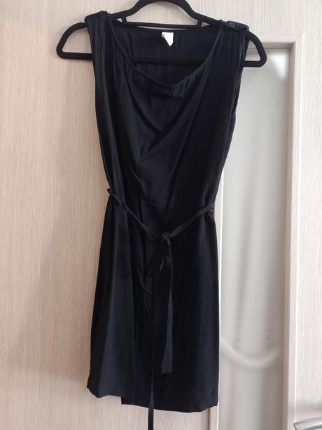 Čierne mini šaty, xs