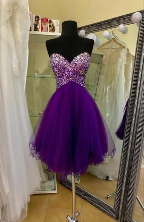 Krátke šaty vo veľkosti xs/s, xs