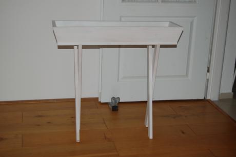 Drevený stojan na kvety,