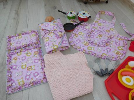 Príslúšenstvo pre bábiku/všetko ako na foto,,