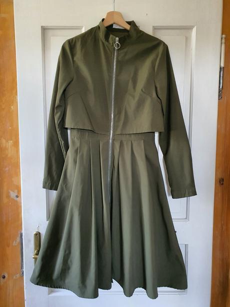 Olivový prechodný plášť, s