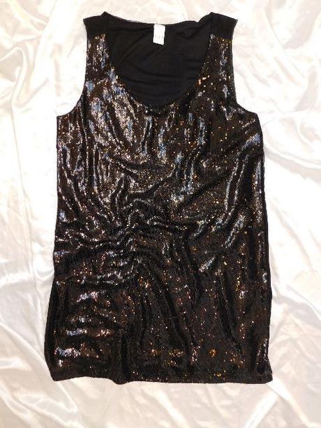 Velmi pekne flitrovane saty, 40