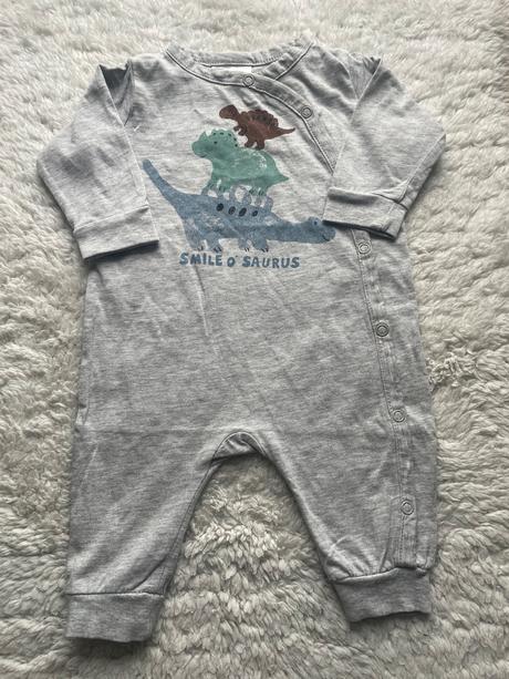 Cvockove pyzamo dinosaurus h&m, h&m,56