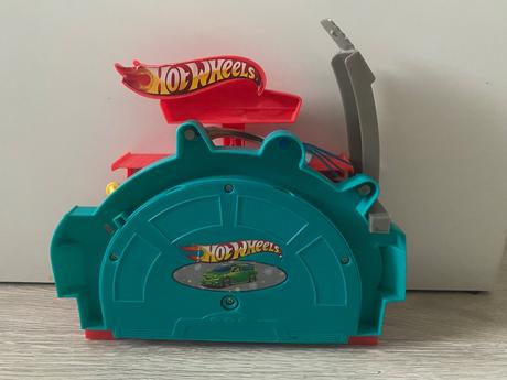 Autoumyváreň hot wheels super spin, 