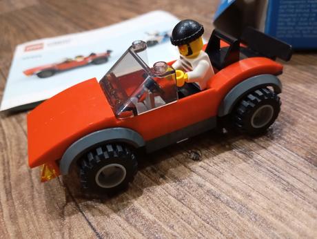 Lego city auto a policajná motorka, 