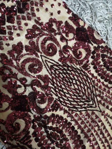 Krasne spoločenske šaty, xs