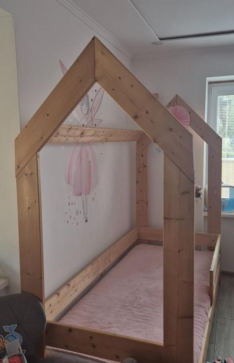 Detská posteľ, šírka (cm): 95,dĺžka (cm): 210