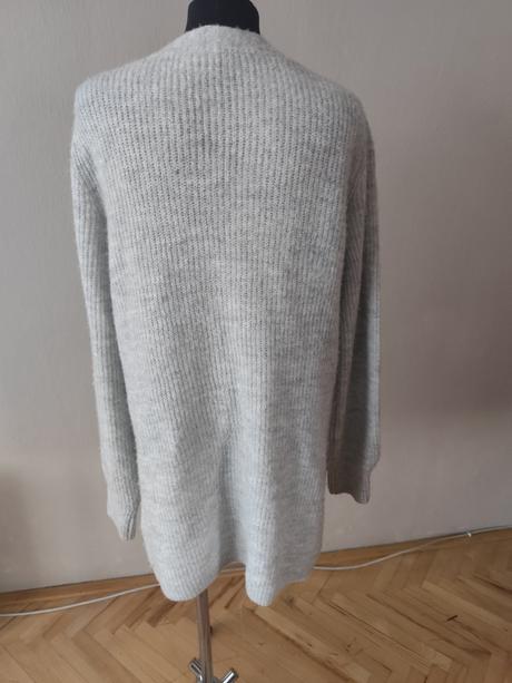 Šedý jemnučký kardigan, takko,146