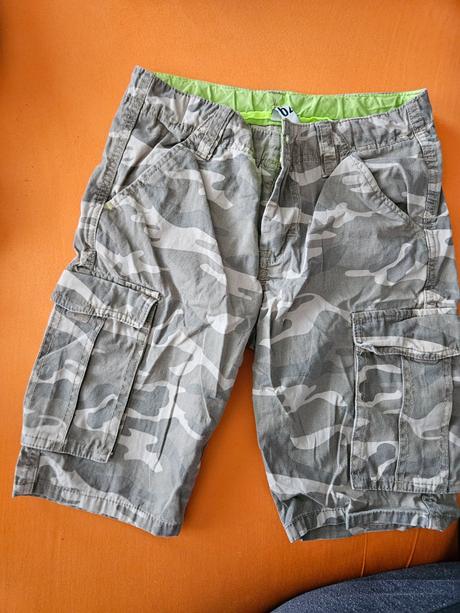 Maskacove kratase, 146