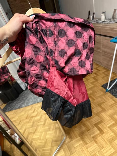 Saty na príležitosť, m&co,86