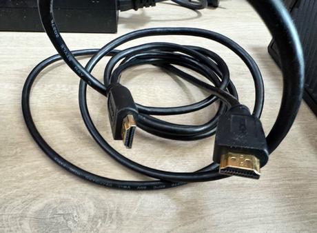 Xbox one 1tb, 6 hier,