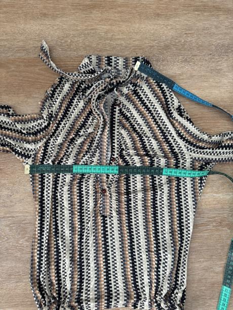 Zaujímavý kúsok zara, zara,xs