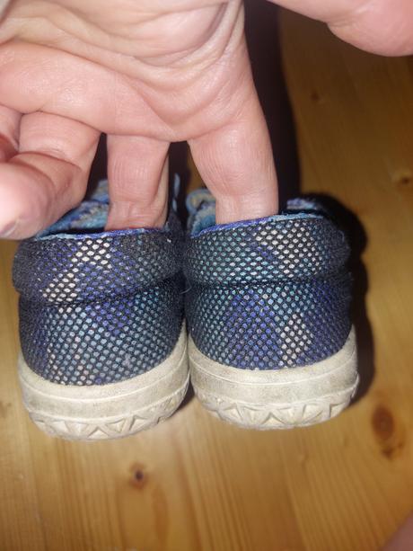 Tenisky na sirsiu nozku, jonap,24