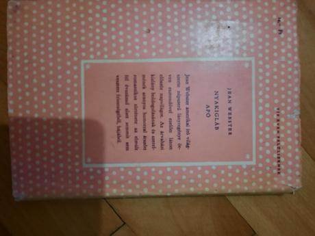 Kniha "nyakigláb apó",