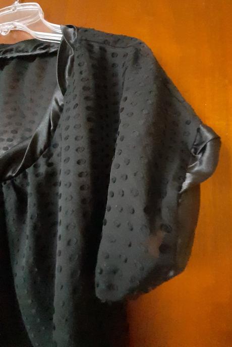 Čierna blúzka z mušelínu f&f, f&f,44