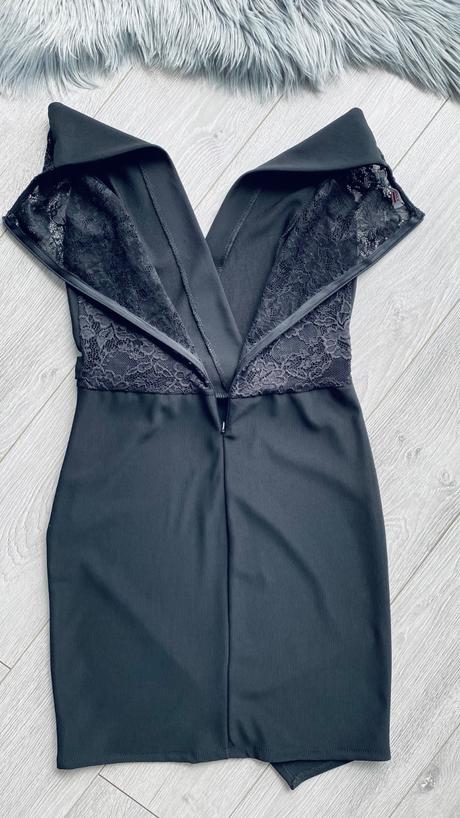 Asymetrické šaty s opaskom, xs