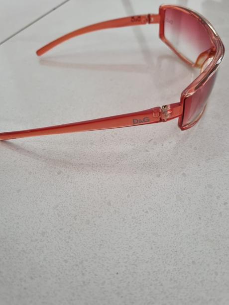 Športové slnečné okuliare, 