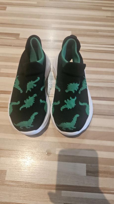 Nazuvacie lahke tenisky s dinosairami v.33, 33