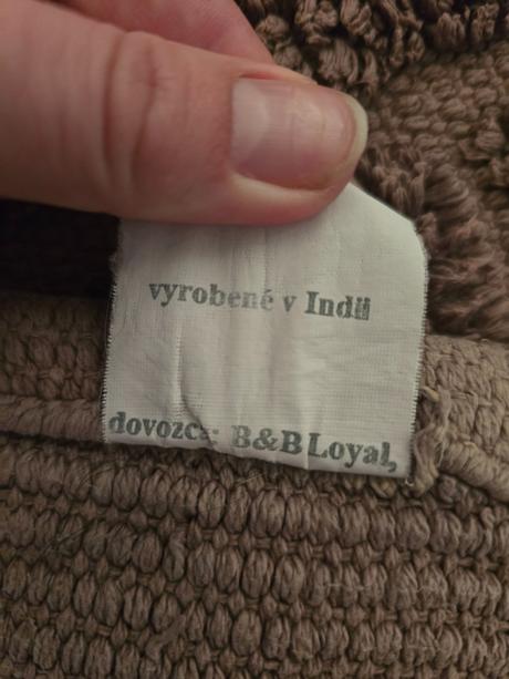 Koberček do kúpeľne,