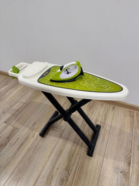 Detská žehliaca doska so žehličkou, 