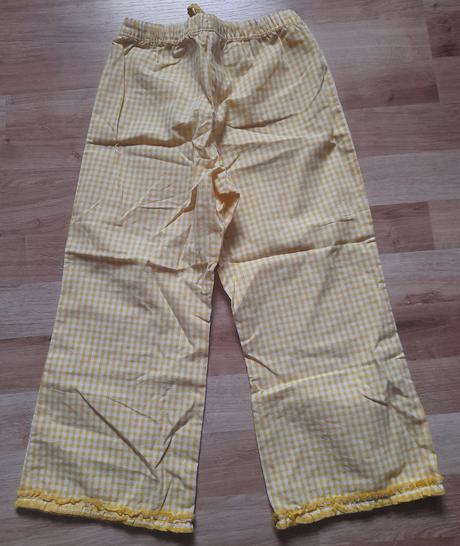 Letné nohavice, 116