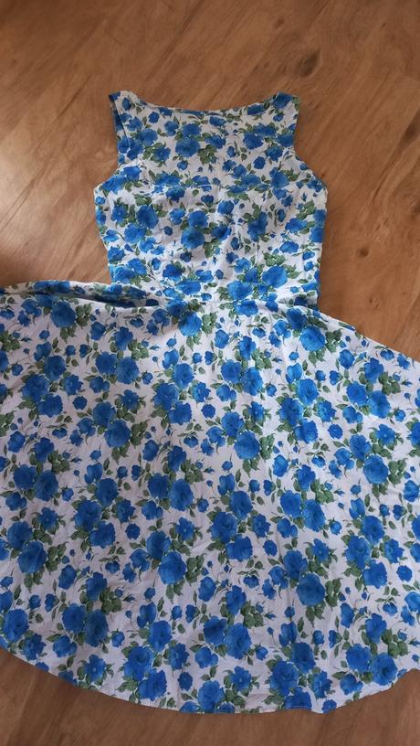 Šaty  s kvetmi, orsay,s