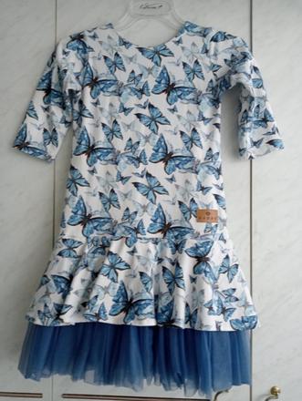 Motylikove šaty zuppa, 146