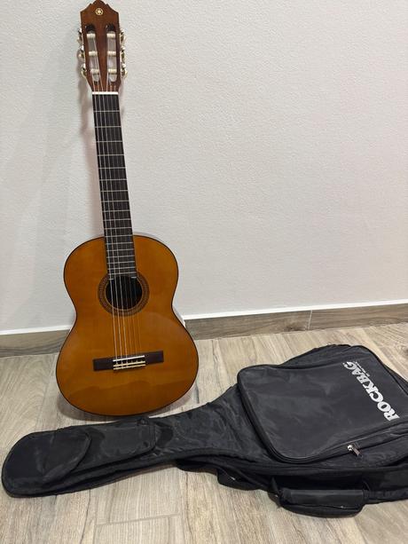 Detská gitara yamaha, 