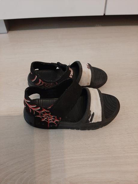 Sandálky chlapčenské vel.25, 25