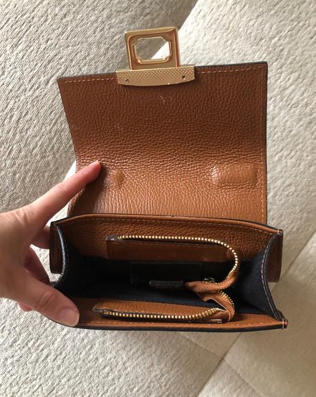 Hnedá malá kožená kabelka, 