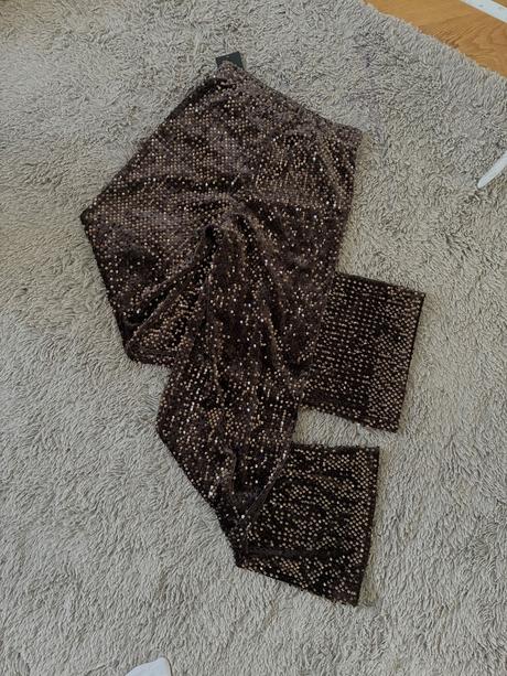 Calzedonia nohavice, calzedonia,s