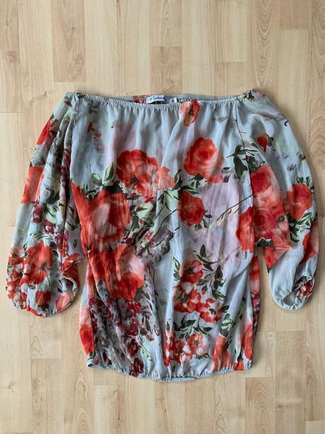 Výpredaj -30 percent - blúzka s oranžovými kvetmi, m