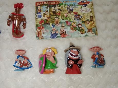 Kinder funny castle 2004 stredovek,