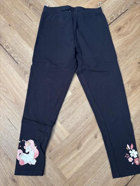 Balík oblečenia, 140–152