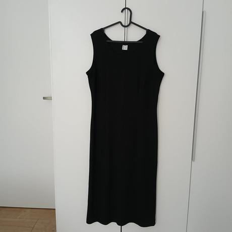 Čierne šaty s ležérnym transparentným topom, 46