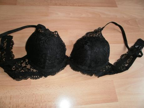 1x oblečená čipkovaná push-upka, new yorker,70a