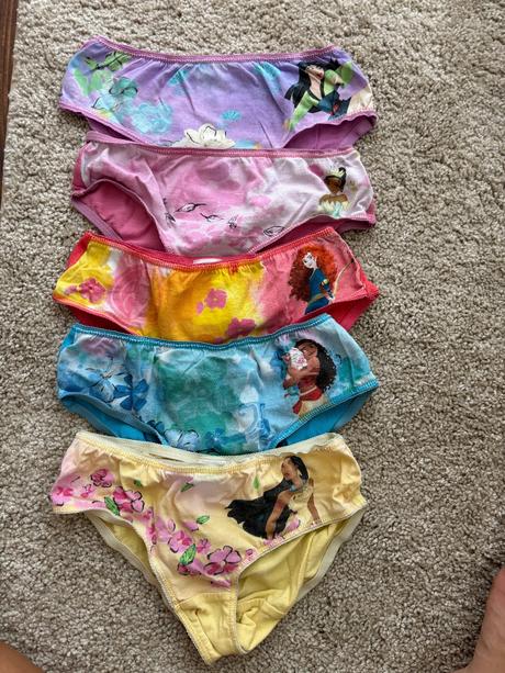 Nohavičky next, in extenso,128